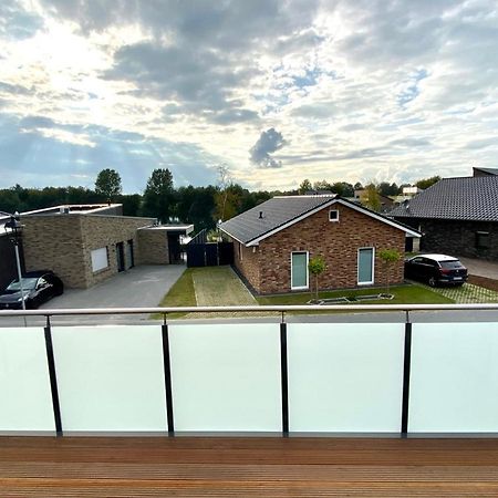 Ferienhaus Panoramadeck Am Harkebruegger See Mit Sauna Und Kamin Villa Barssel  Buitenkant foto